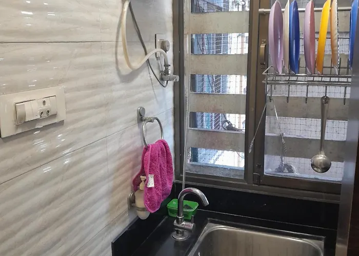 Aaryastays Centrally Located 3Bhk With Premium Interiors