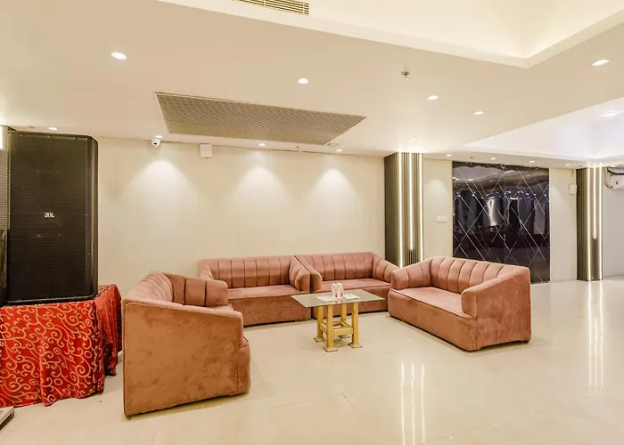 Treebo Green View, Noida