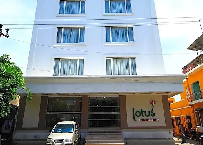 Lotus Comfort - A Pondy Hotel