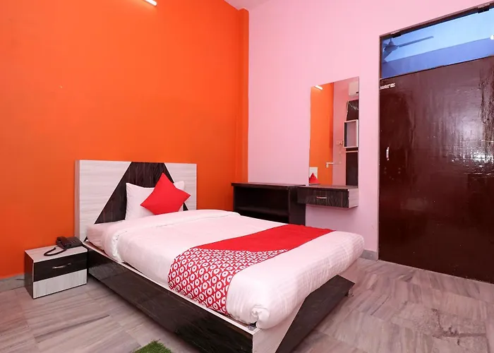 Oyo Krishna Hotel