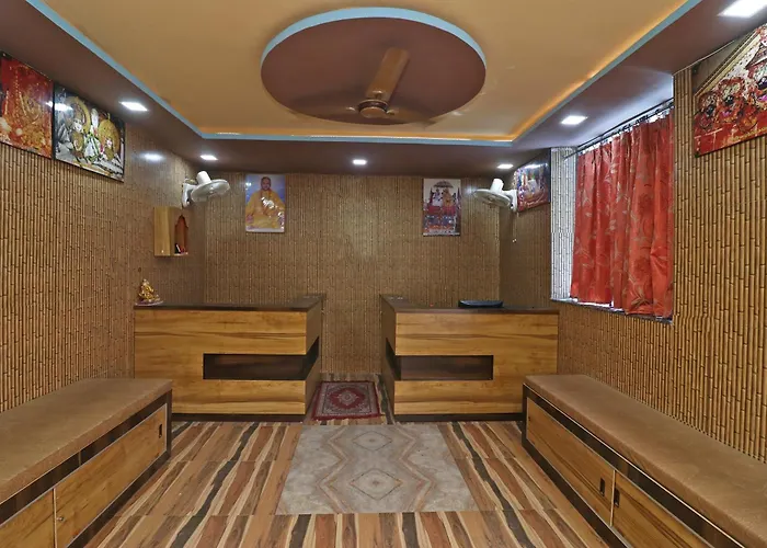 Spot On 38000 Vaidehi Bhawan