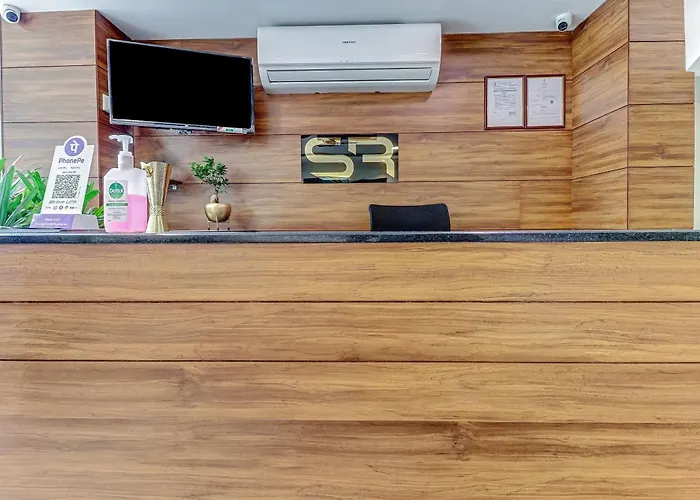 Capital O Safari Rooms Near Snow City Bangalore