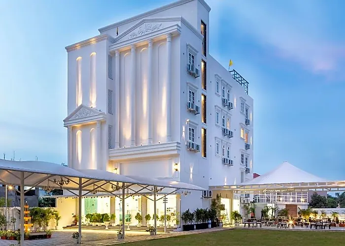 Hotel Caesars Palace Bhopal