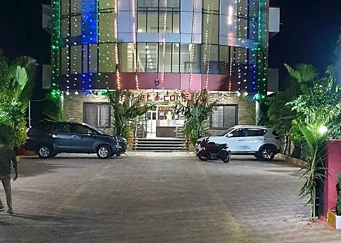 Oyo Flagship Shri Anasuya Datt Lodge
