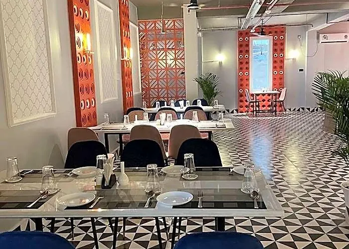 Hotel Sri.