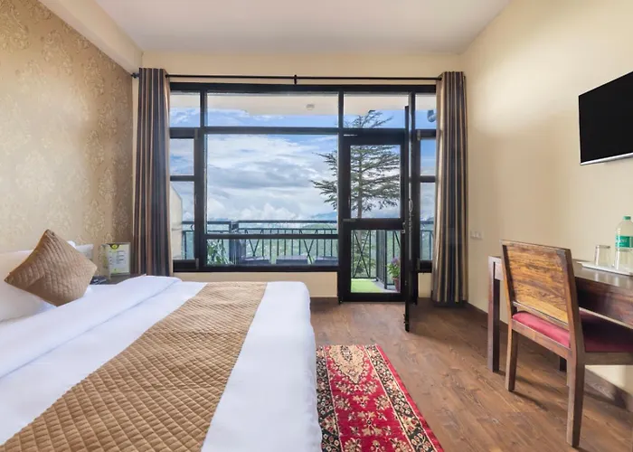 The Prakriti Heights L Lift L Comfortable And Spacious Rooms L Free Wifi, Free Parking L Enjoy Fresh Mountain Air L Managed By Exotic Stays