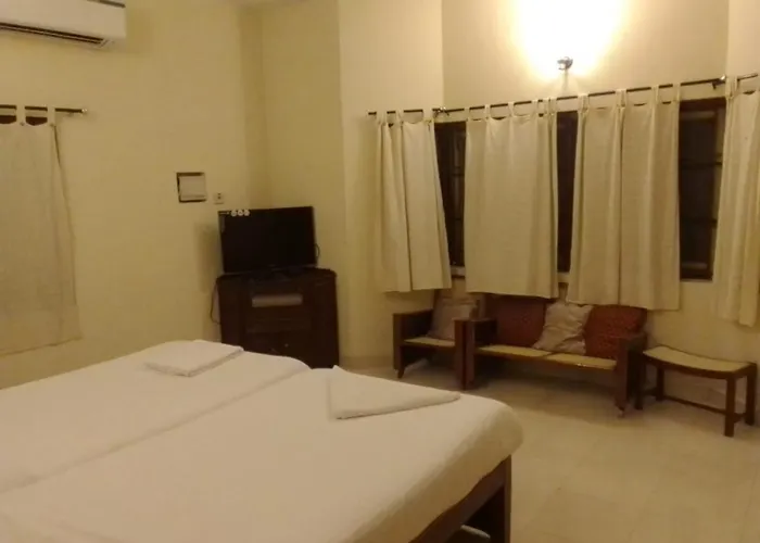 Coral Shelters Service Apartments Thuvariman