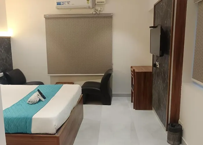 Fabhotel Tals Hitech - Nr Jubliee Enclave, Hitech City