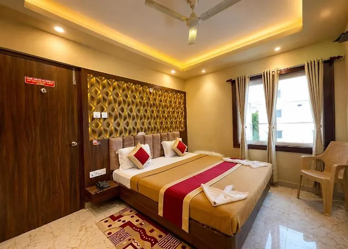 Goroomgo Sai Sandpiper ! Puri গোরুমগো সাই স্যান্ডপাইপার! পুরী Near-Sea-Sight-Beach-And-Temple-Spacious-Room With-Wifi-Restaurant-And-Parking-Facilities-Prime-Location-Best Hotel In Puri
