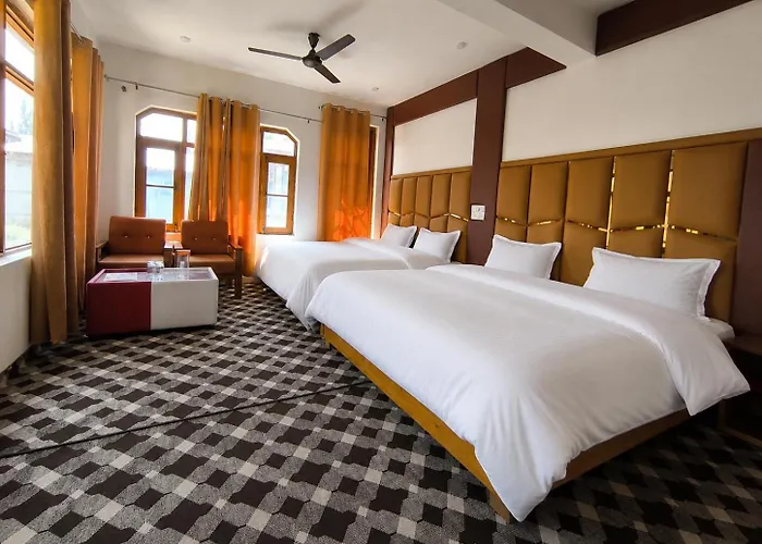 Gulmarg Gs Residency Hotel