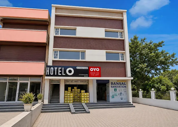 Super Hotel O By Oyo Chandigarh Road Formerly Royal Woods Zirakpur