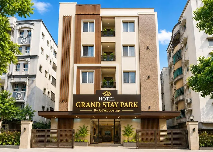 Hotel Grand Stay Park Near Ameerpet Metro Station & Gvk One Mall