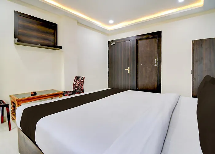 Hotel O S-Square