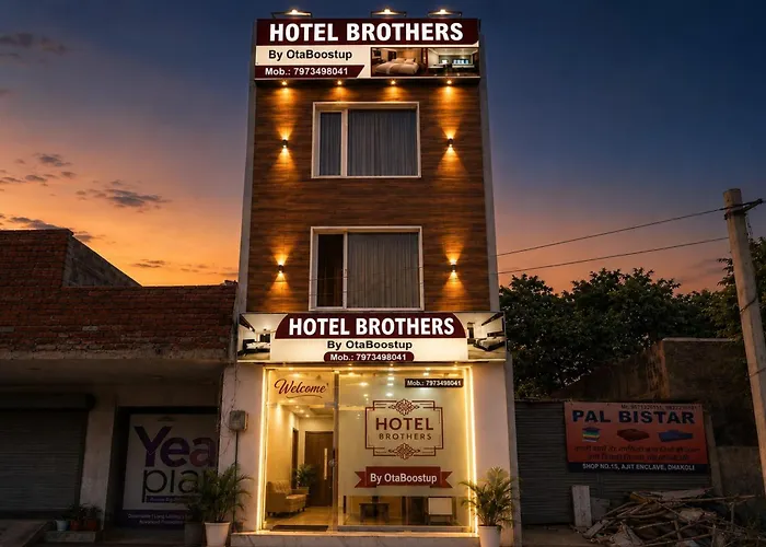 Hotel Brothers Near Tau Devi Lal Stadium