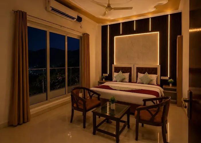Mountain View Retreat In Yog Tapovan