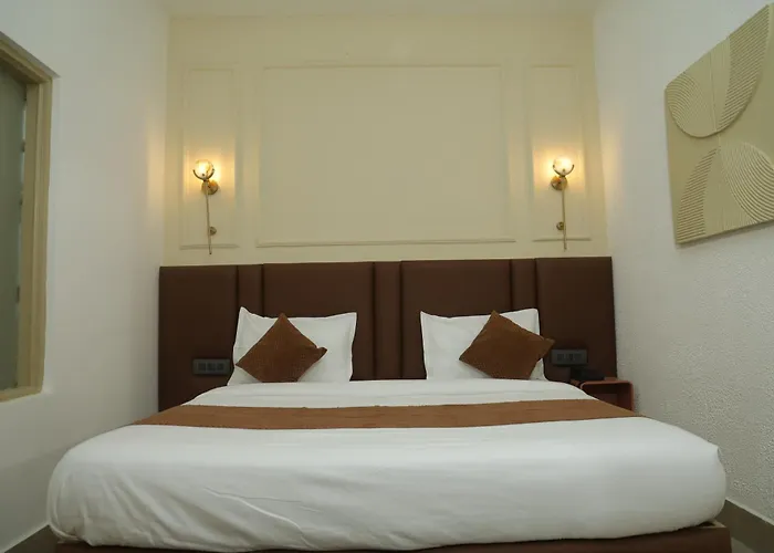 Divine Hotel