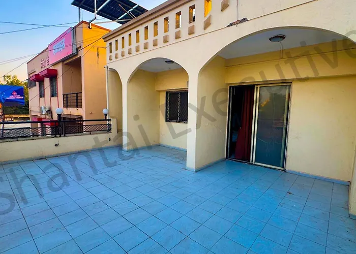 Shantai Executive Pure Veg Restaurant & Lodging