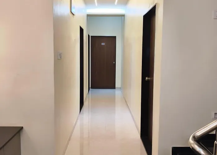 Hotel Atithi Lodging Pune