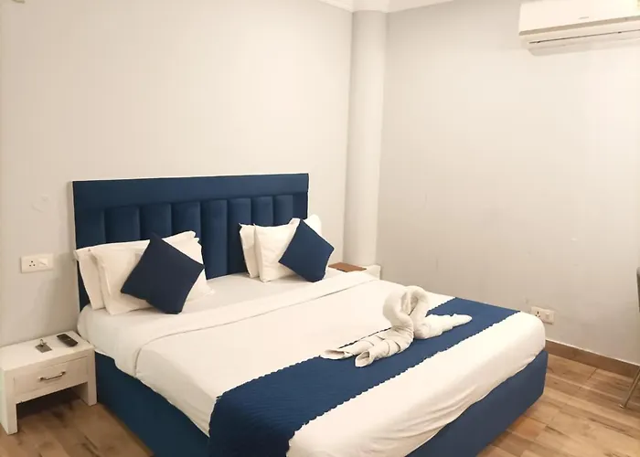Hotel Chandigarh Elite