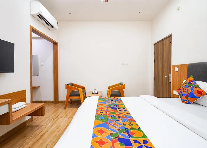 Fabhotel A Square - 400M From Bhimavaram Junction
