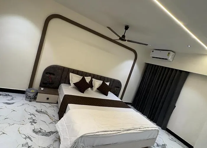 Hotel D Lite Inn