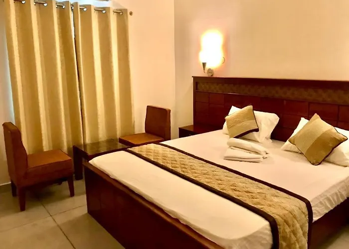 Royal Residency Ac