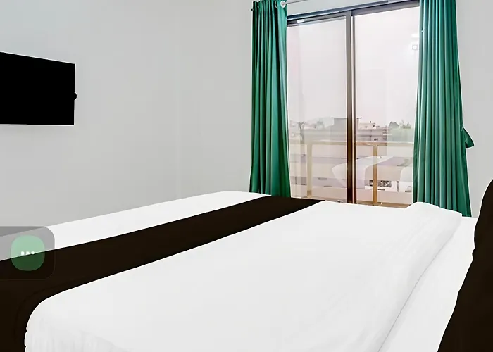 Hotel Sai Laxmi Residency