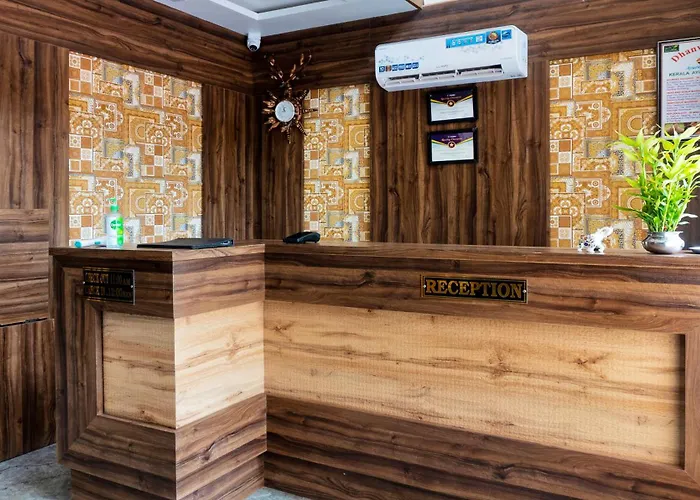 Treebo Premium Royal Amar With Mountain View And Swimming Pool