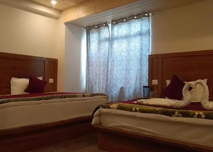 Hotel Dhanshree
