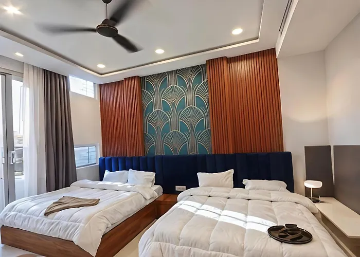 Hotel Ellora Cave