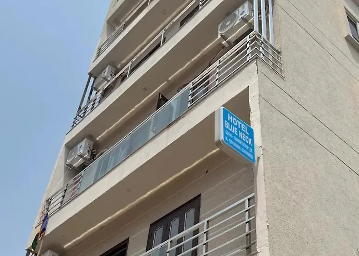 Hotel Blue Neck