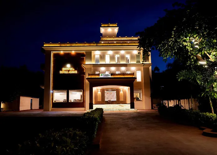 Treebo Premium Royal Amar With Mountain View And Swimming Pool