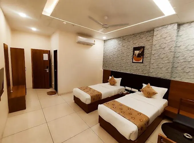 Hotel Grand Ekta