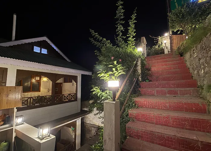 Tora House
