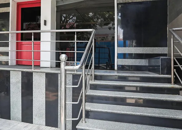 Townhouse 600 - Secunderabad Near Yashoda Hospital And Railway Station