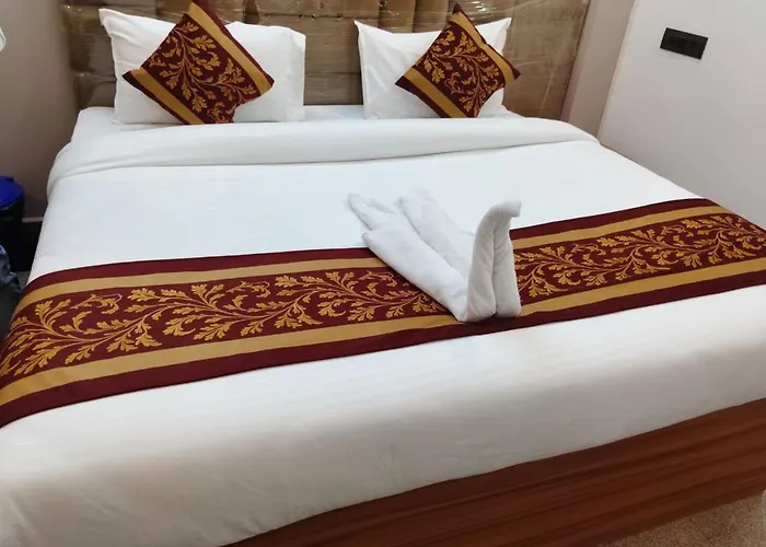 Hotel Awadh Shree Palace Ll Near Ram Mandir