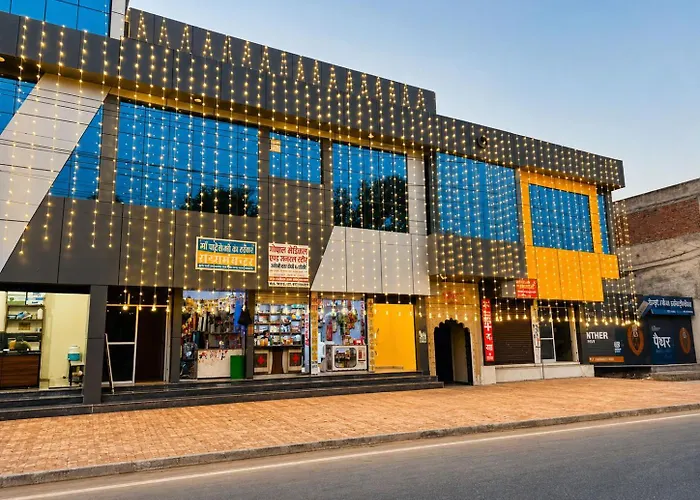Radha Krishna Hotel