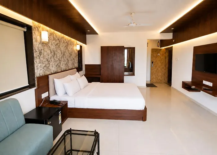 Hotel H F At Assagao North Goa