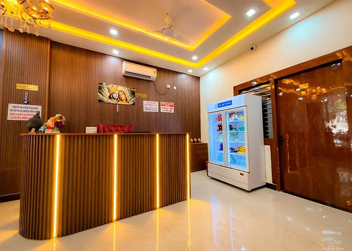 Radha Palace - Near Prem Mandir And Iskon