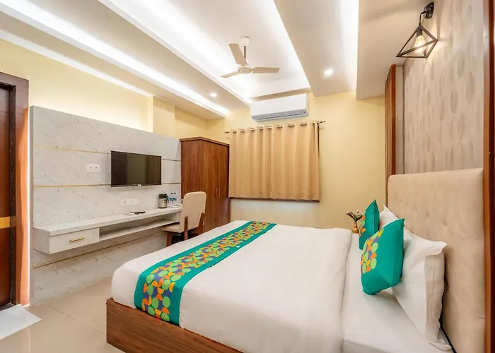 Cosmos Zorba Hotel, Hoshangabad Road