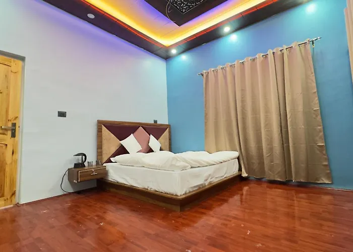 Pahadon Ka Ghar