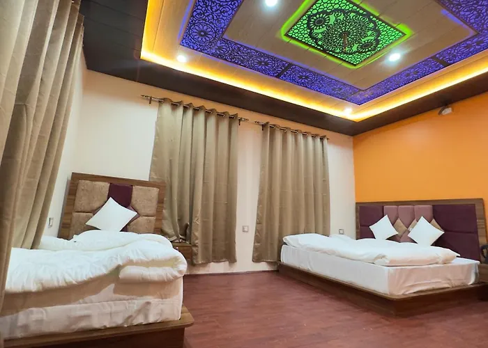Pahadon Ka Ghar