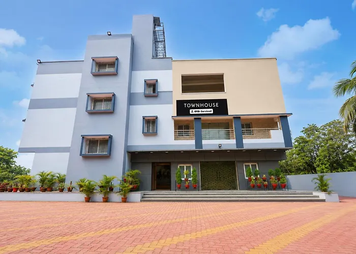 Super Townhouse Bhelaipahari Jamshedpur Formerly Jr Royals