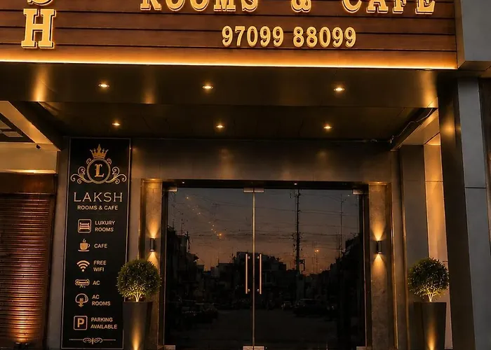 Laksh Hotel,Proprietor Dilbag
