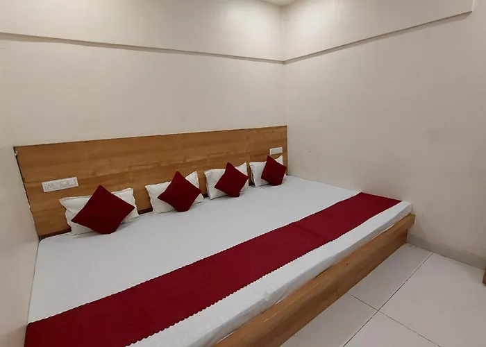 Hotel Gokul
