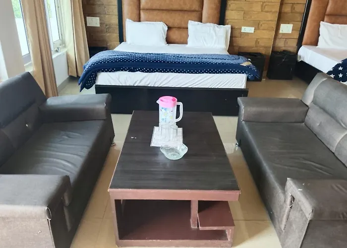 Hotel Gaurav Palace
