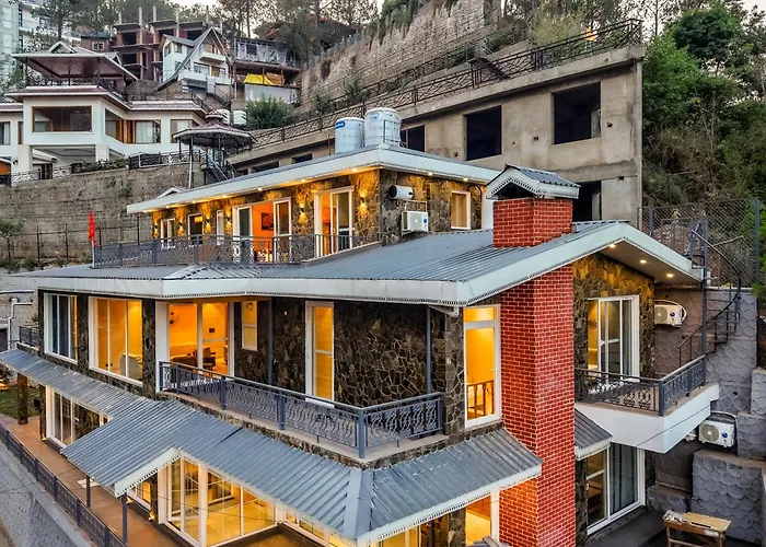 Elivaas Signature Bask And Blessings Mist Suites With Private Balcony