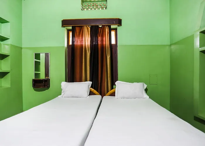 Spot On Indra Bhawan Lodge