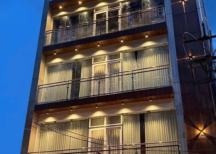 Hotel Vakula Matha Grand