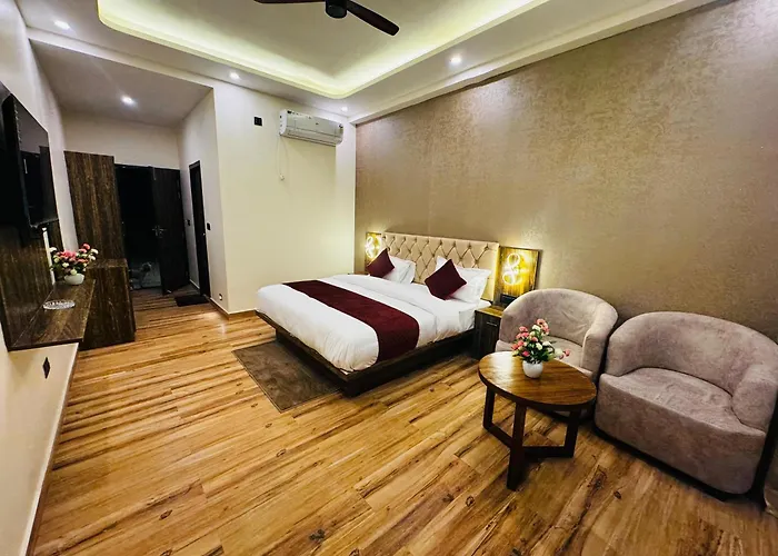 Hotel Casa Del Sol Near'Bhimtal Lake